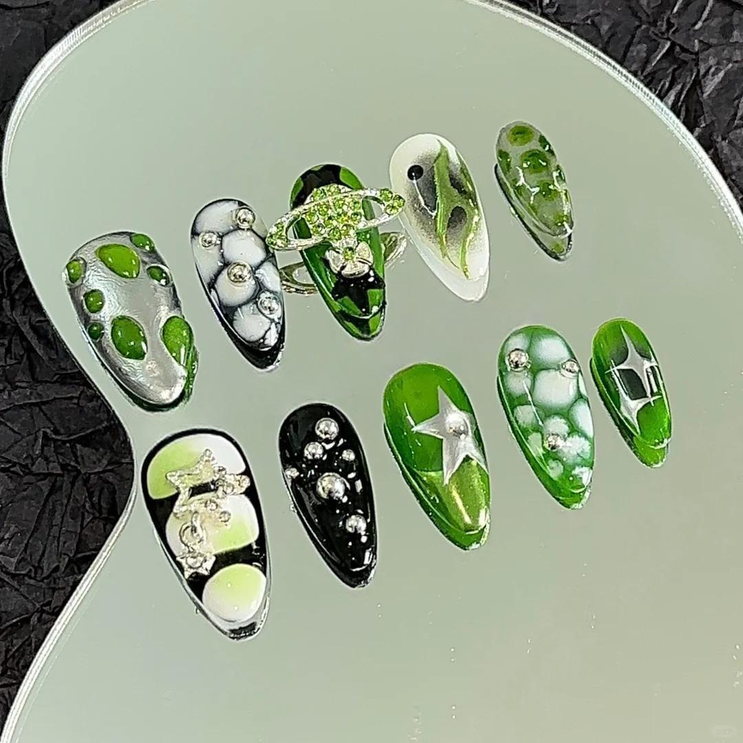 Lizards Custom-made Press On Nails